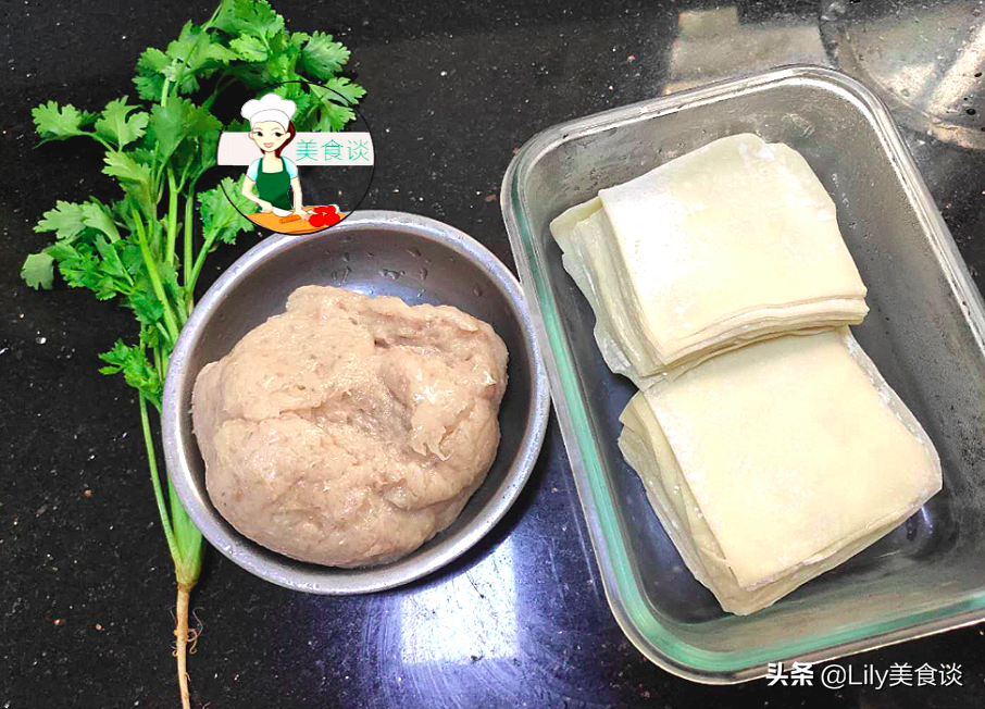 天凉了，早餐最馋这碗鱼泥云吞，10分钟就搞定，大人孩子都爱吃