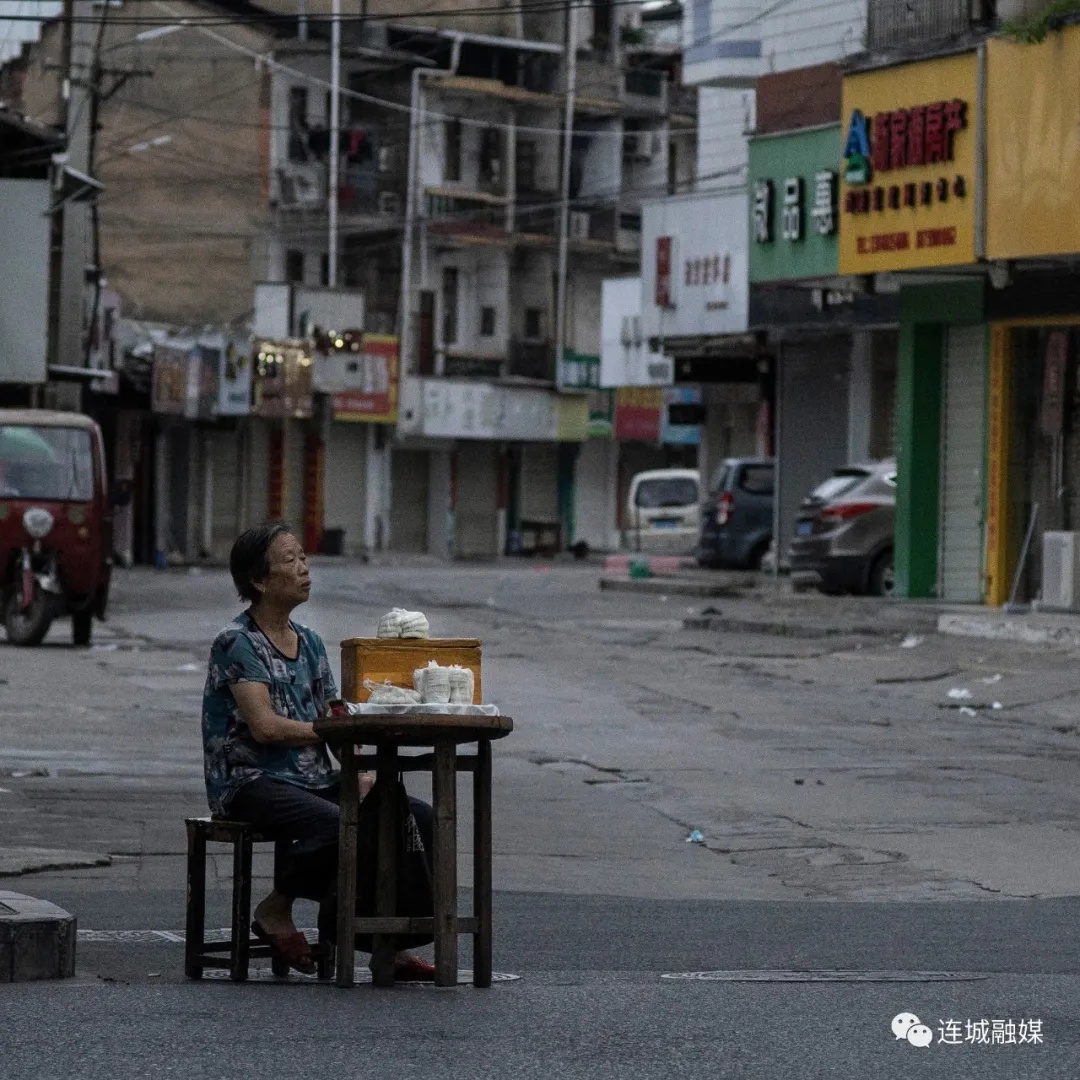 你见过凌晨四点的连城吗？