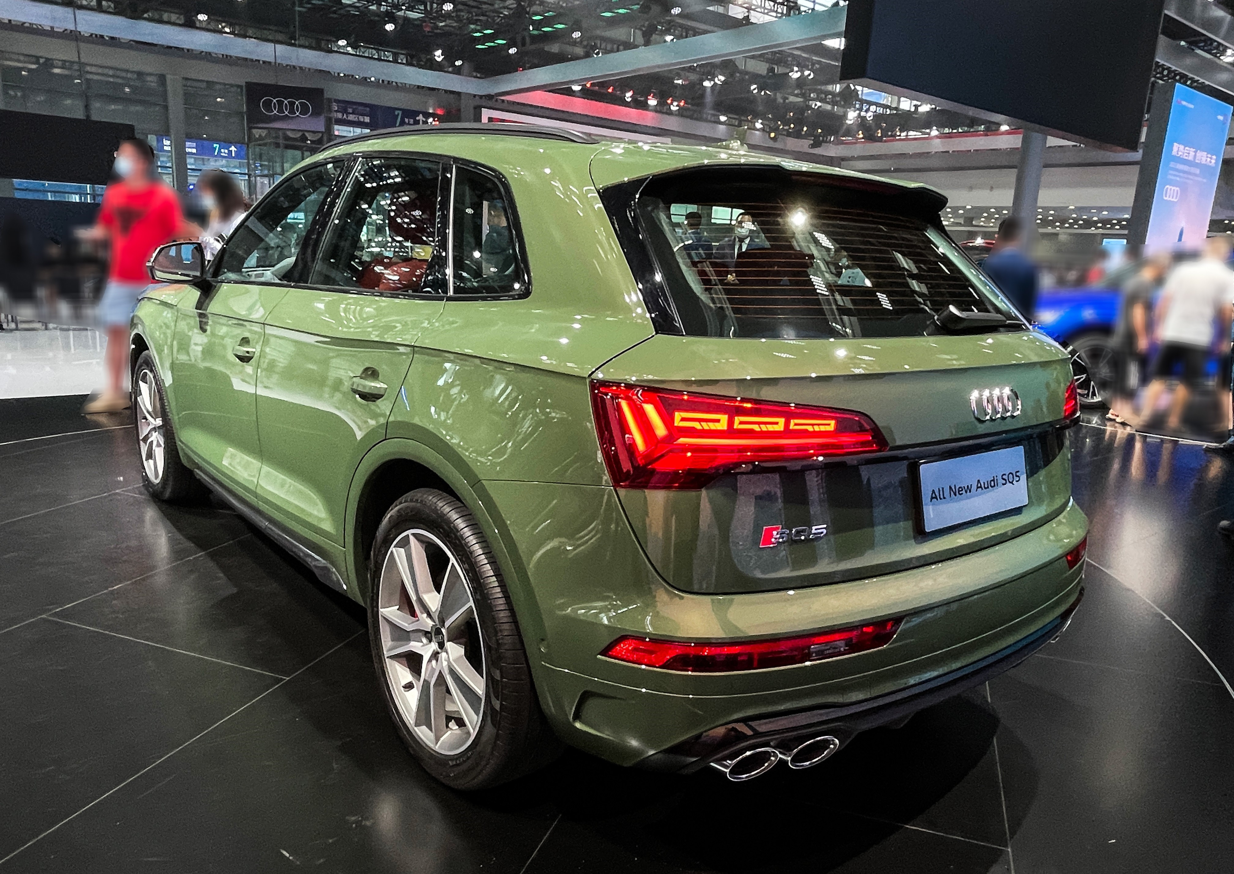 正宗quattro全时四驱+3.0T动力,新款奥迪SQ5上市,售63.28万元