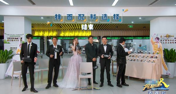 跑男成员手写心愿，杨颖蔡徐坤小学生体，看到郭麒麟沙溢的字慕了
