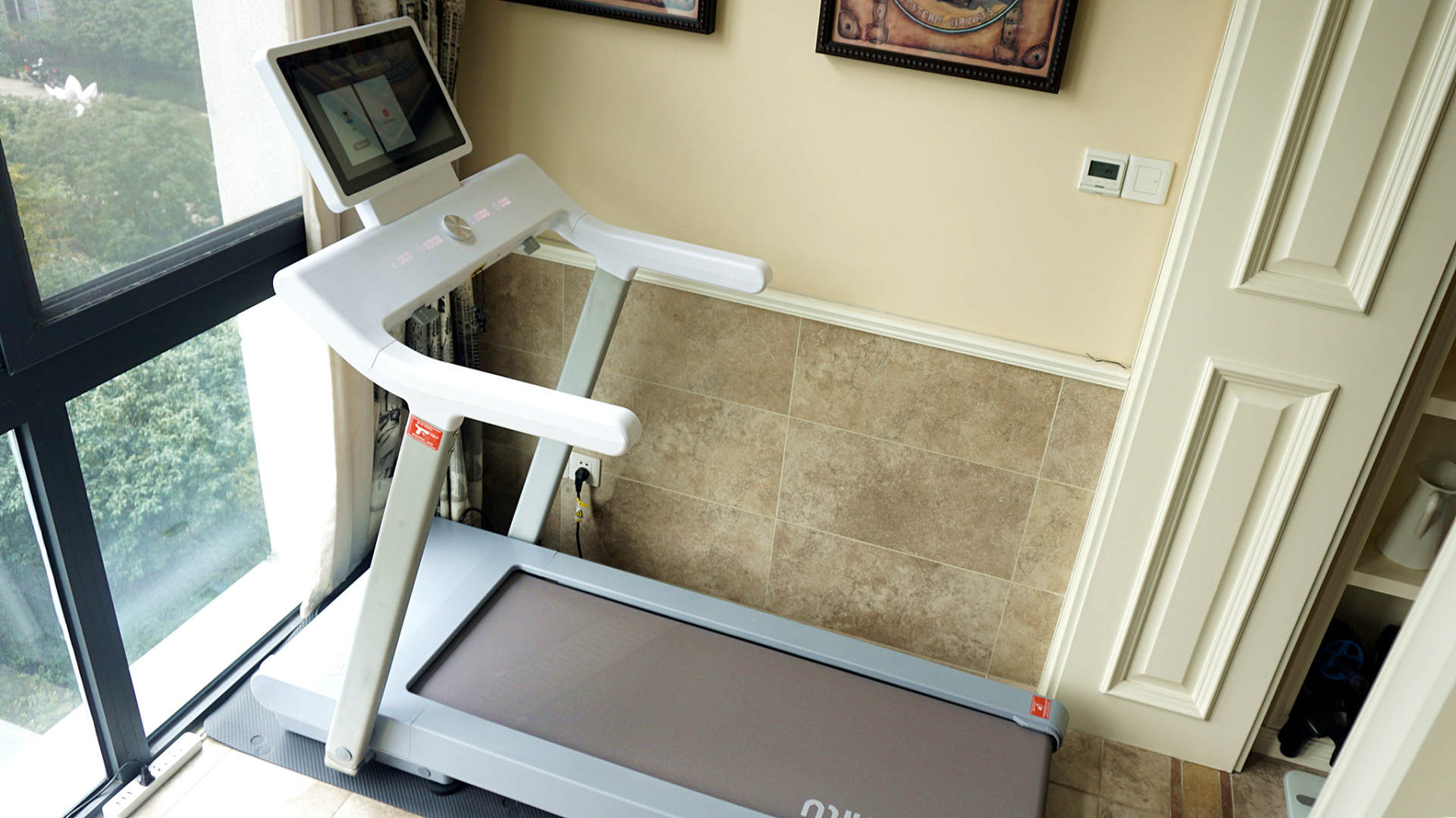 冬天不再是长膘季，边追剧边健身，跑出来的好身材