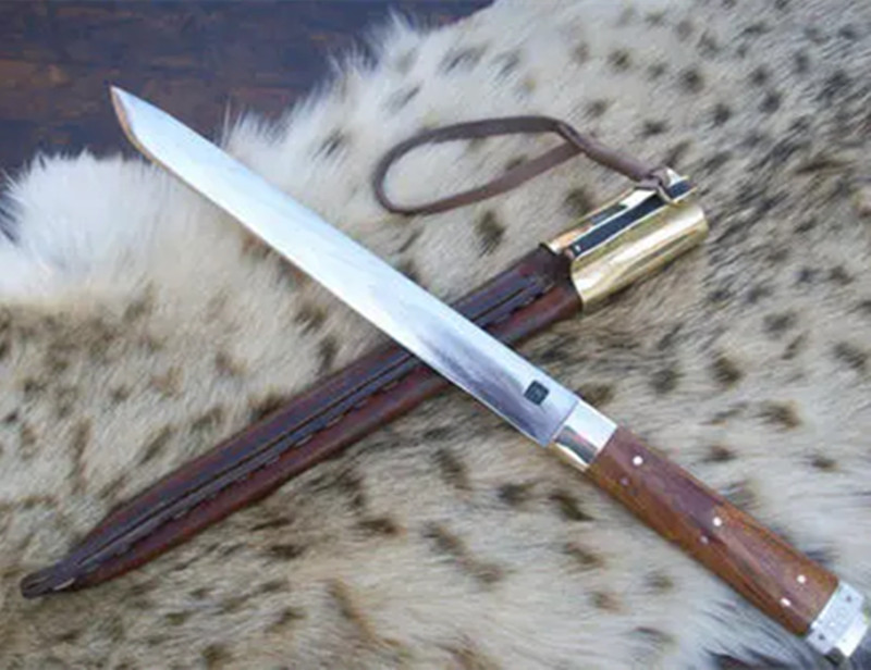 酒后的灭门惨案：酒桌相聚的老同学成凶手，失言引发血案