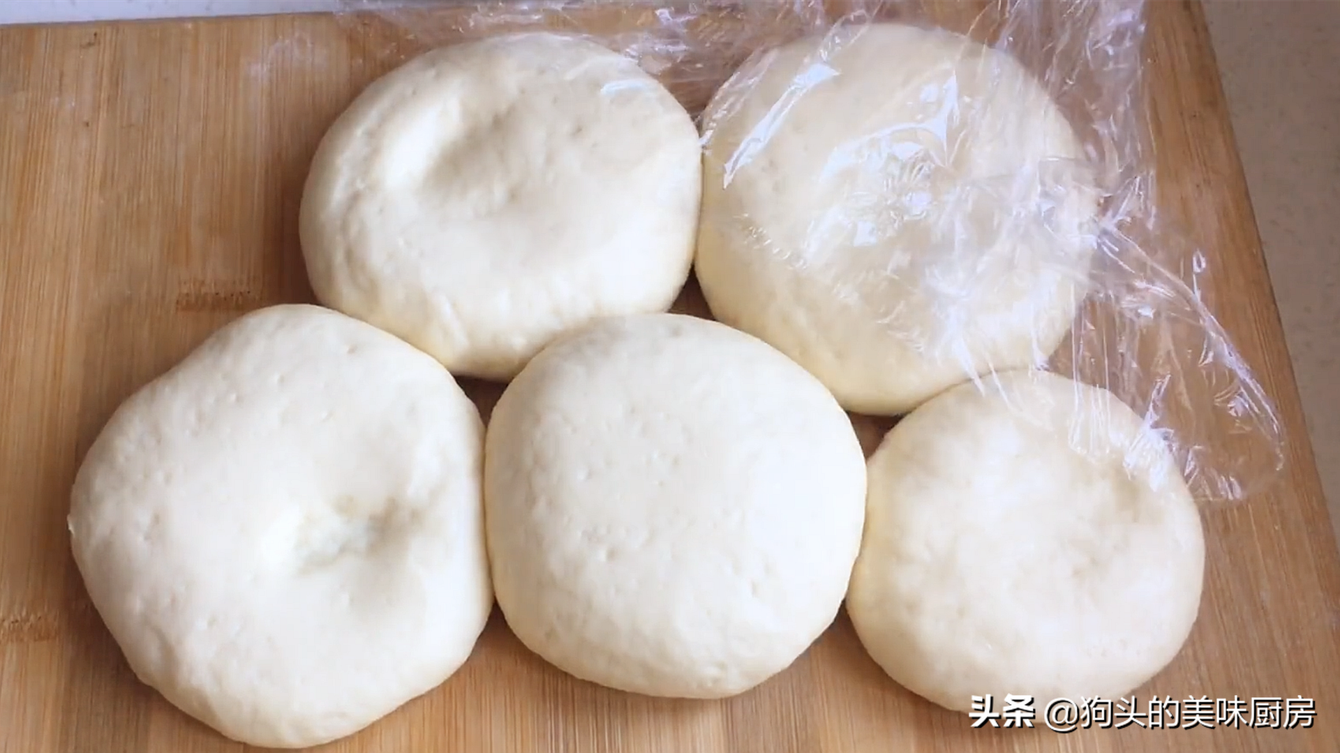 自從學會做這道美食，我家隔三差五做，香甜綿軟，比麵包還好吃