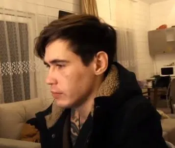 丧心病狂！俄网红直播活活冻死怀孕女友，观众却在叫好打赏？