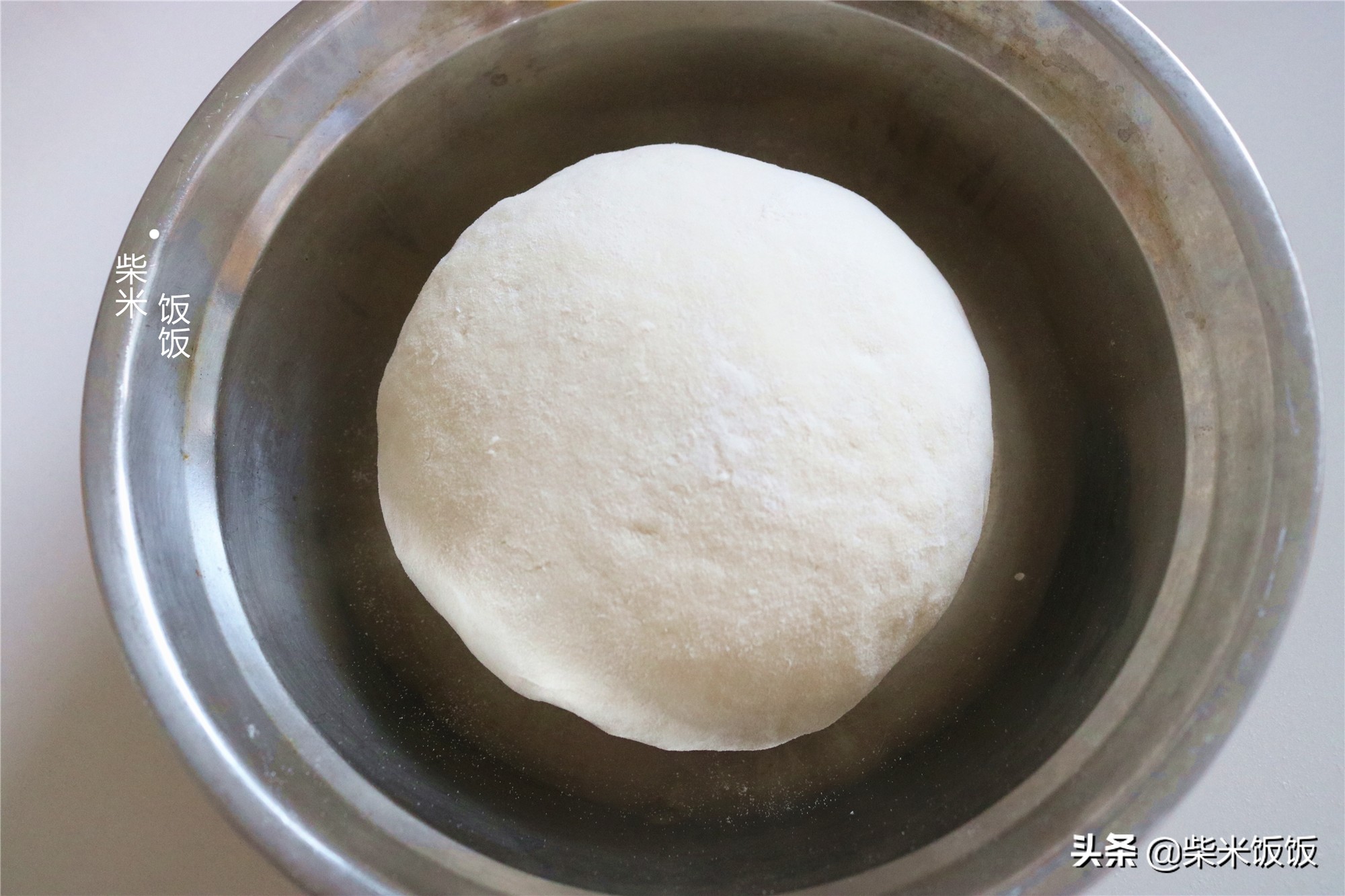 蘿蔔包子要好吃，換種方法來調餡，柔軟鮮香，美味又多汁