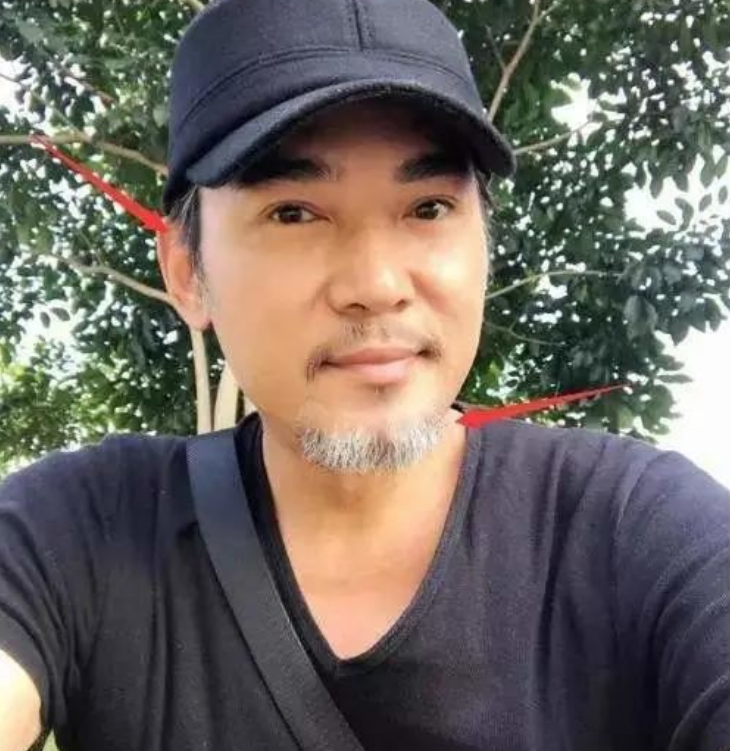 霸气！52岁焦恩俊被嘲中年发福，回怼：爷胖瘦老弱，关你啥事？