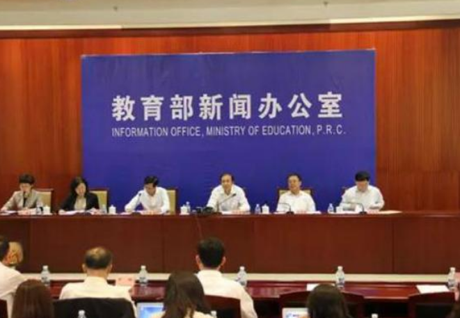 “5+2”课后服务实行一周后，家长都懵了：新问题谁给解决一下？