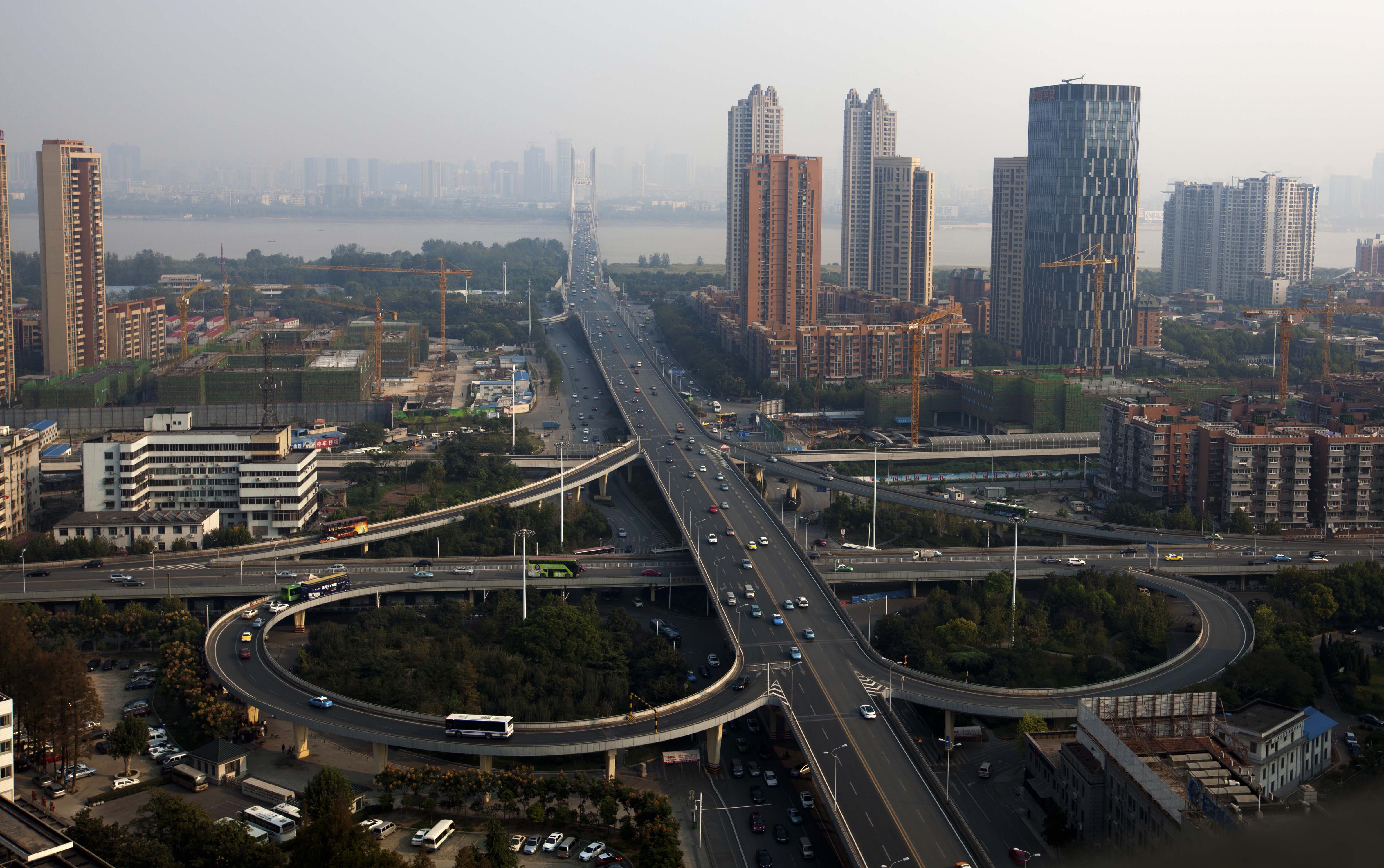 拜登公開表示不會公然反對中國維護統一，體現他什麼思想？