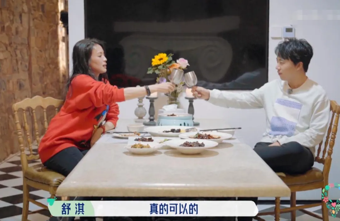点一桌菜就吃几口,明星们录真人秀浪费食物一个比一个过分