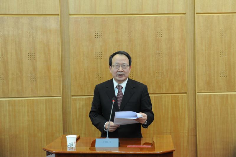 耿彦波辞去太原市市长职务；李晓波任太原市副市长、代理市长