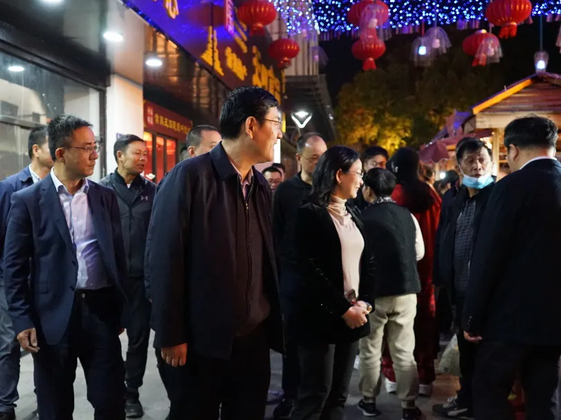“虞歌畅晚”·2021樱花季暨方塔夜秀启幕 “虞歌畅晚”·2021樱花季暨方塔夜秀启幕