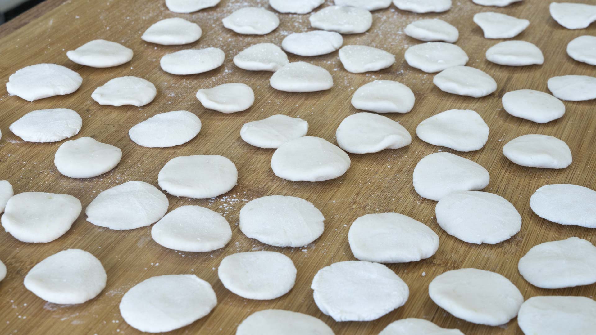 立秋后，“少吃二瓜，多吃六白”，补气润肺升