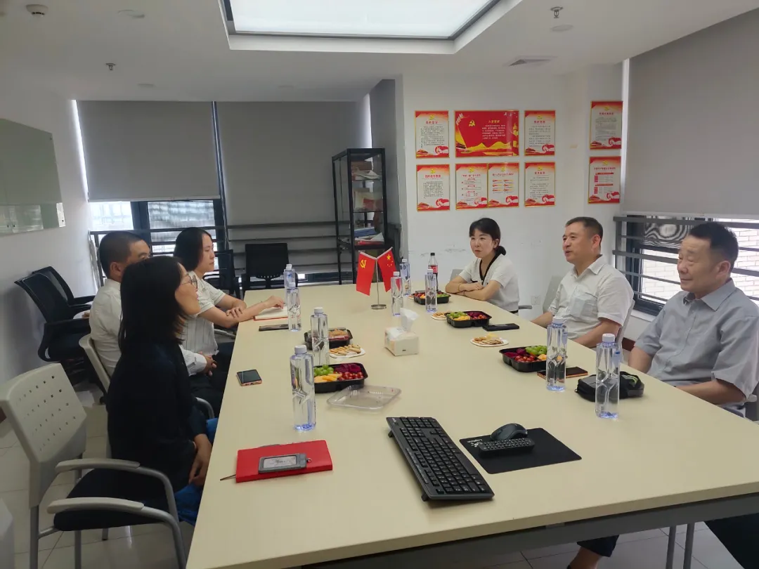 協會黨委一行到會員企業參觀交流黨建工作