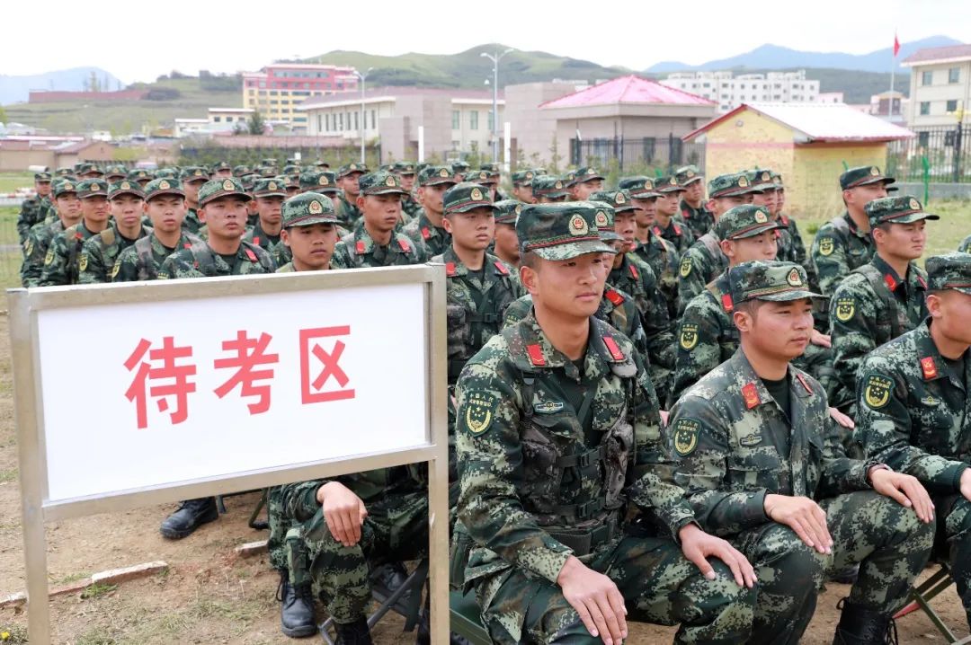 �侯<a href=http://www.cngansu.cn/news/ target=_blank class=infotextkey>����</a>�ܶ��±��ţ���������������ս�Ѵ���������ĵ�һǹ