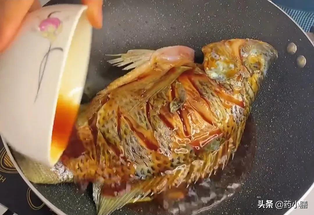 Tilapia is not fishy or muddy when eaten like this, and the taste is