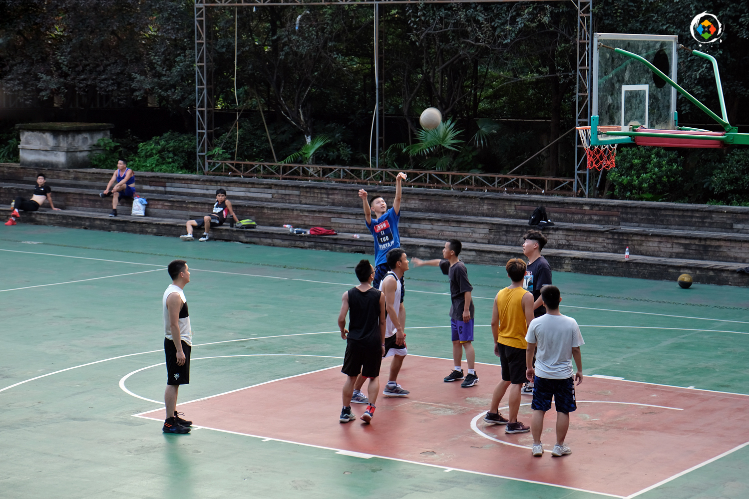 重庆文化宫全面启动改建，68年陪伴后暂时告别，重回50年代