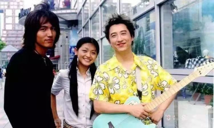 60岁庾澄庆血流不止，连夜送往医院，曾为伊能静与张宇反目成仇