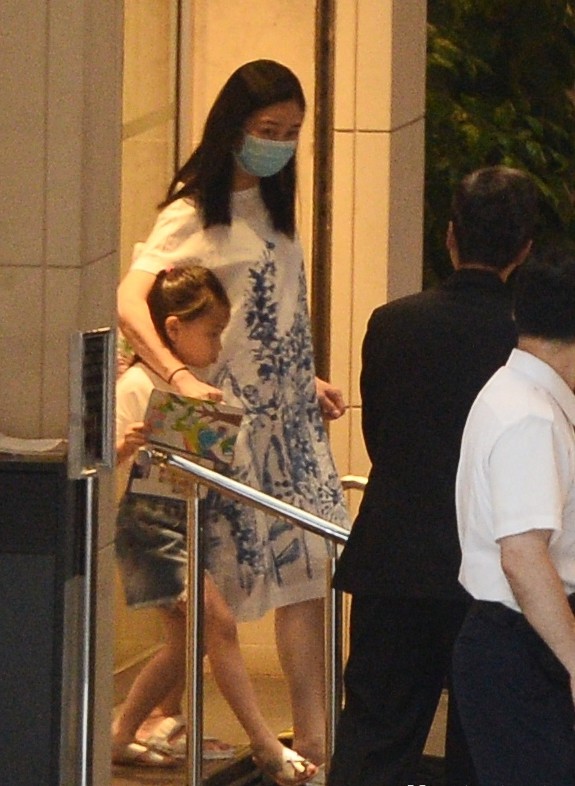 劉德華自曝停工期間陪女兒劉向蕙上網課，教她做作業被氣得直罵人