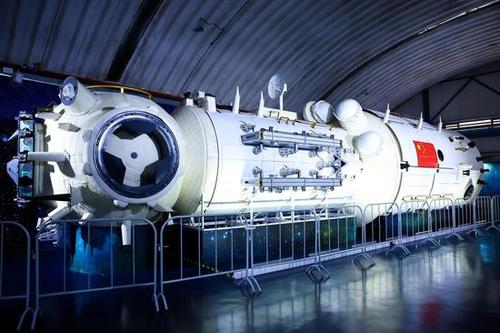 �����������������ҹ��¿ռ�վ�������ܿ콫�͡���͡����Ĳ�����