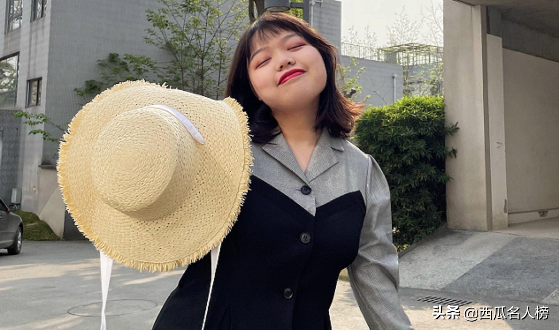 奥黛丽厚本:秃头少女秒变名媛,她怎么从一众美女网红里逆袭? - 头条汇
