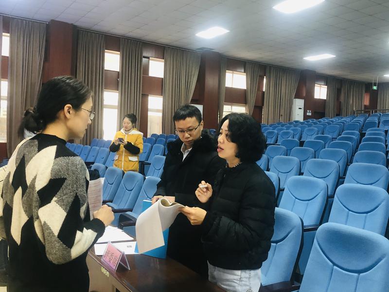 强队伍 促质量 塑荣光丨协和实小明湖教师数学学科新教师亮相课