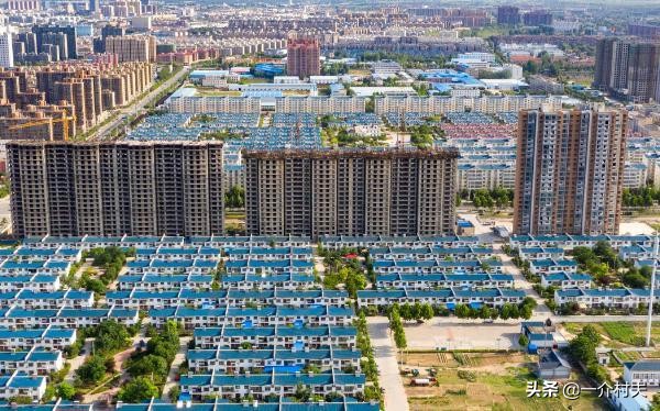 合村并镇后，农业户口又迎福利：农村住房将统一规划！农民叫好