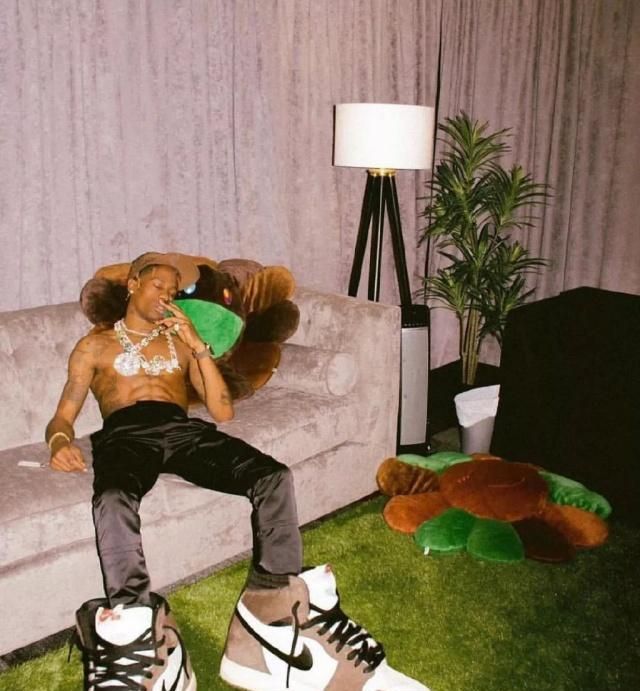 球星、明星“Nike倒钩”上脚图，这次你是天选之子还是陪跑成员？