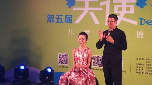 白岩松：8岁丧父，失眠暴瘦50斤，患抑郁险自杀