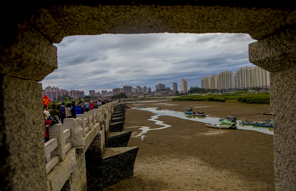 福建泉州的洛阳桥，是中国四大名桥中，唯一免收门票的千年古桥
