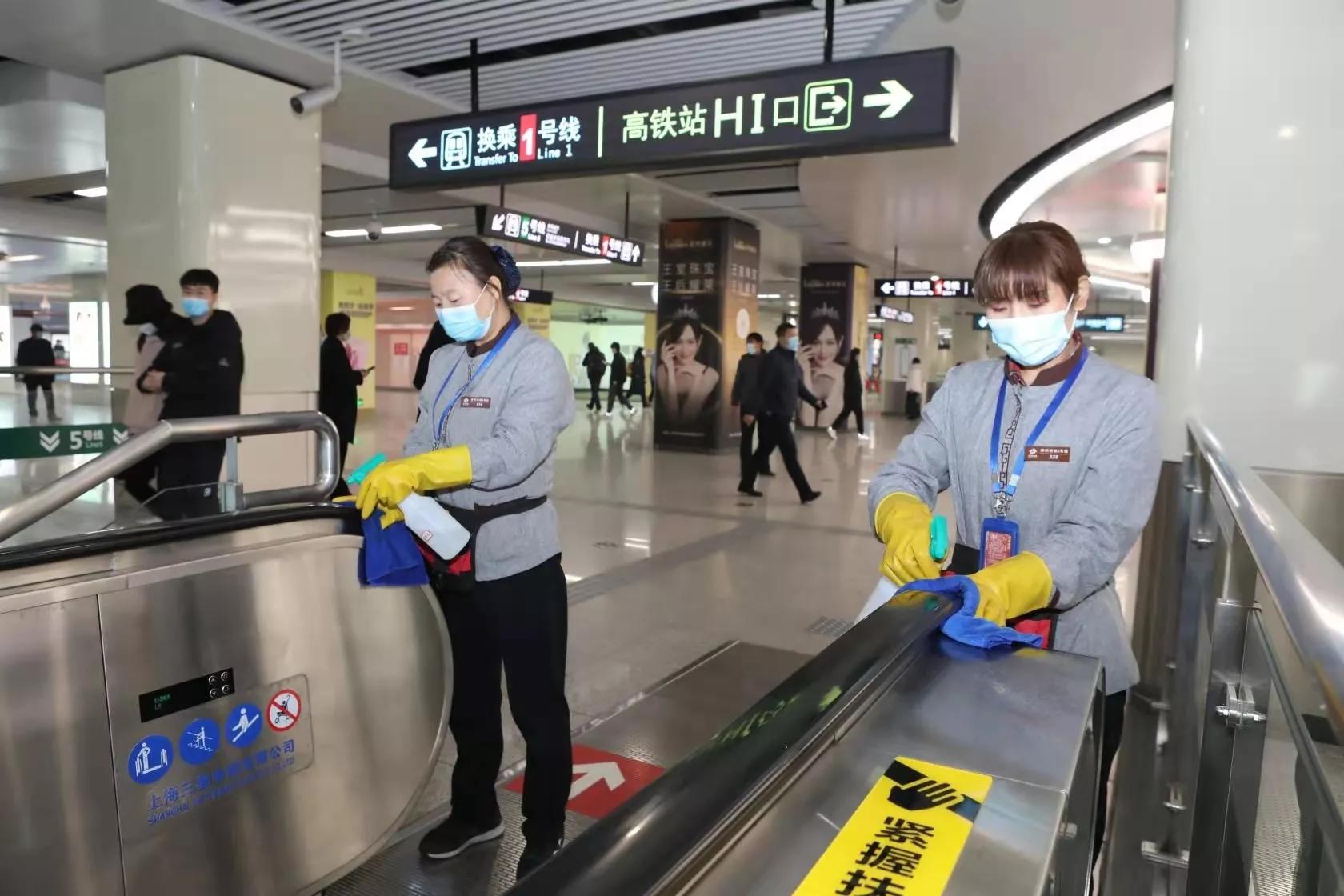 郑州地铁加强疫情防控工作全力保障乘客出行安全