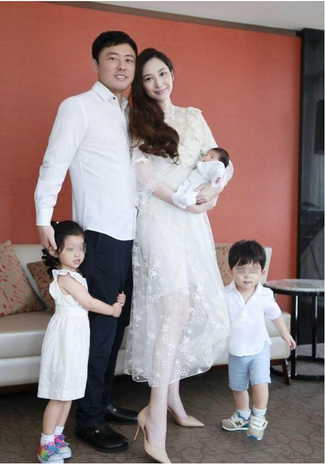 豪门梦碎的五大女星：恋爱时有多风光，之后就有多落魄