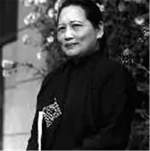 1949年，回家被战士挡在门口，生气的宋庆龄直冲三野司令部