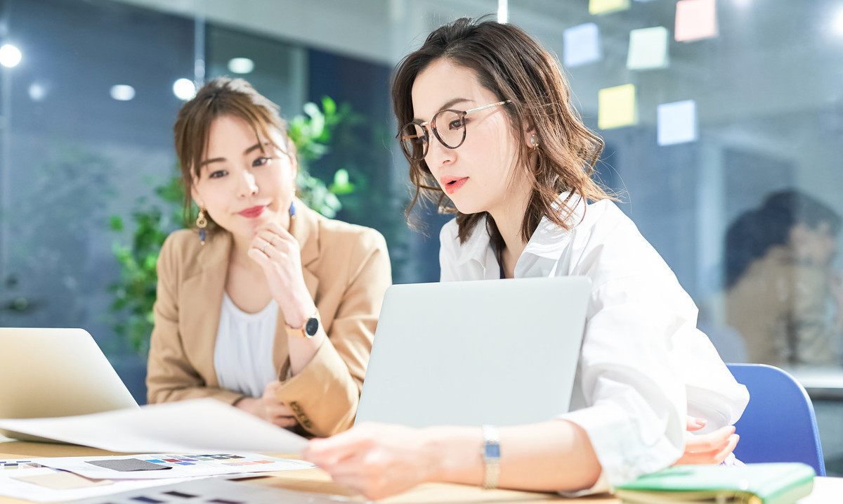 小白要求月薪六千，面试官爽快答应，入职后发现再多给三千也亏