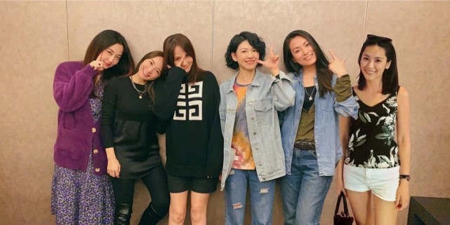 41歲女星求子，兩年不染髮不噴香水在肚皮上打20針才如願懷孕