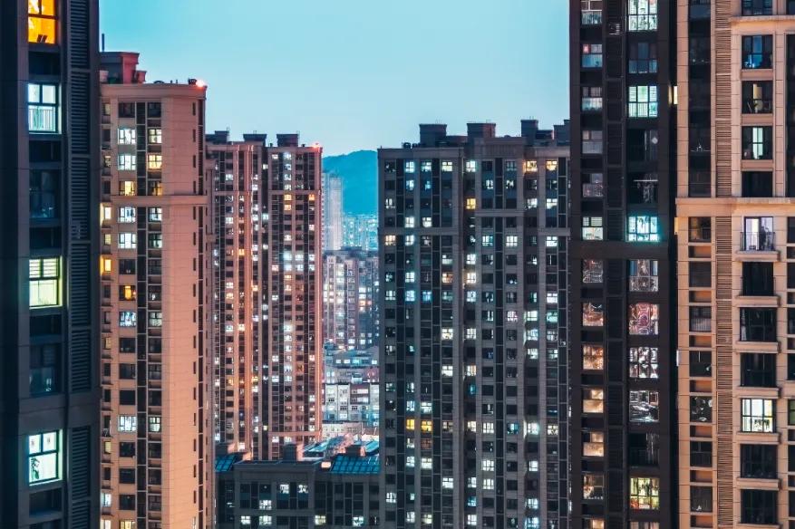 75万的房贷还30年，利息得多少钱？银行员工：别给银行送钱了