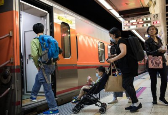 民進黨這次真的過了，台網友都看不下去了