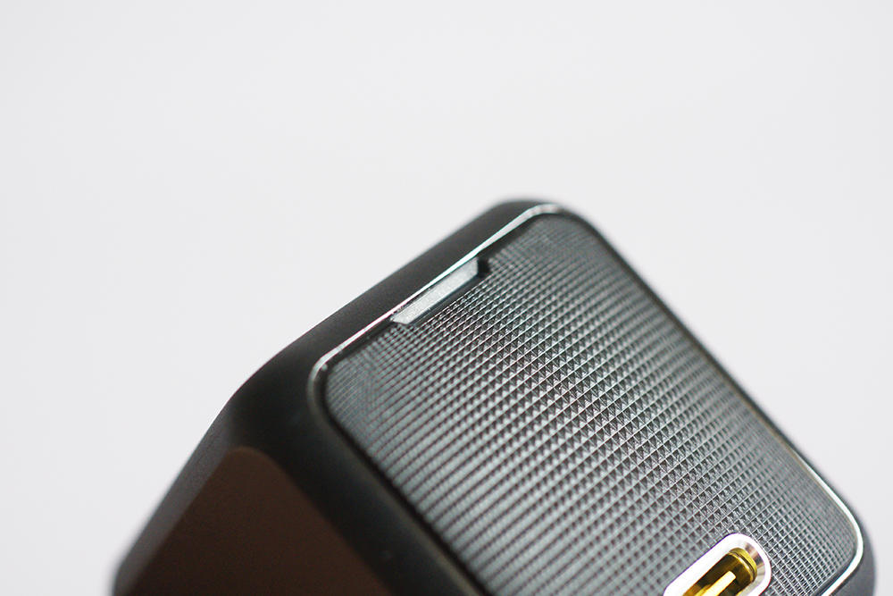 體積超小，還能給筆記本充電！Aohi Magcube 65W氮化鎵快充體驗