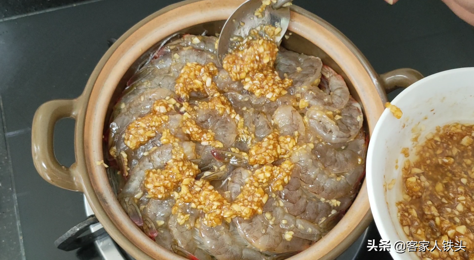 廣東人愛吃的鮮蝦粉絲煲，不加水不油炸一次做一斤，鮮嫩營養好吃