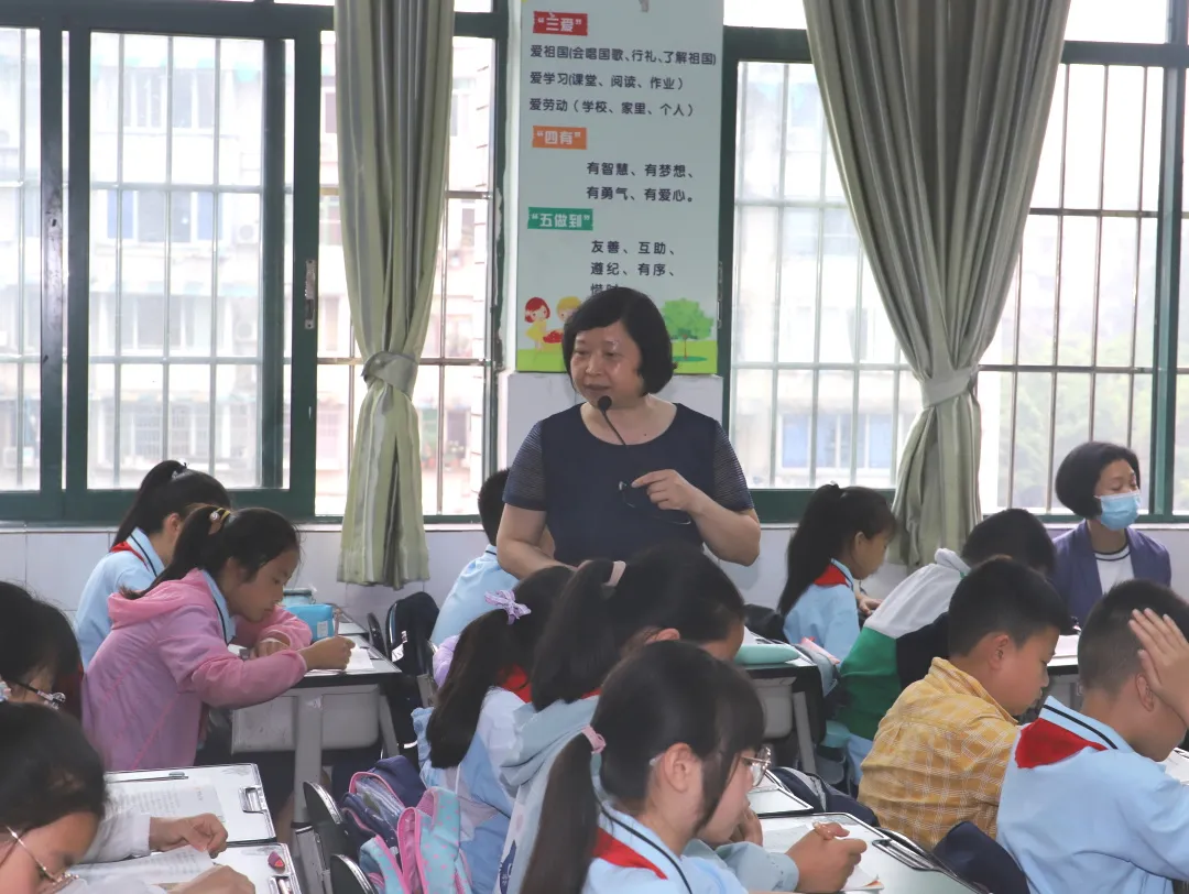 走进南小 见证成长丨天府新区南湖小学2021春家长开放日活动