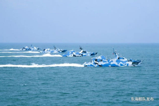 国产杀手锏武器罕见曝光，造型十分科幻，多项