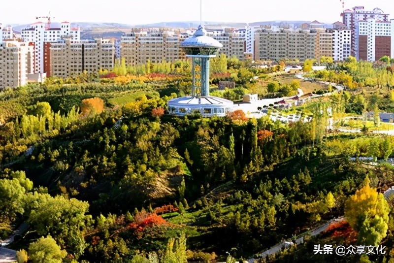 西部的7个百强县，6个是靠煤、石油起家，另外一个是靠酒起家