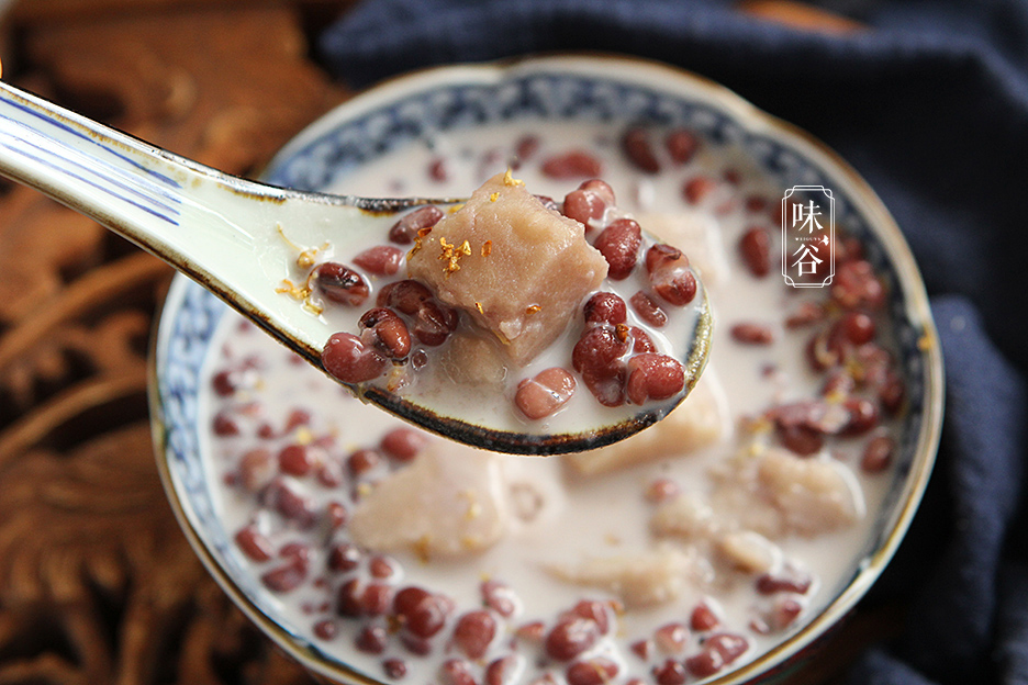 立秋将至，别错过吃芋头，加红豆炖一炖，香甜软糯又营养