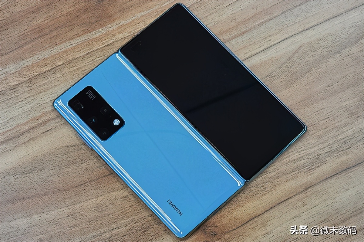 华为Mate X2正式发布，屏幕依旧是一个小遗憾