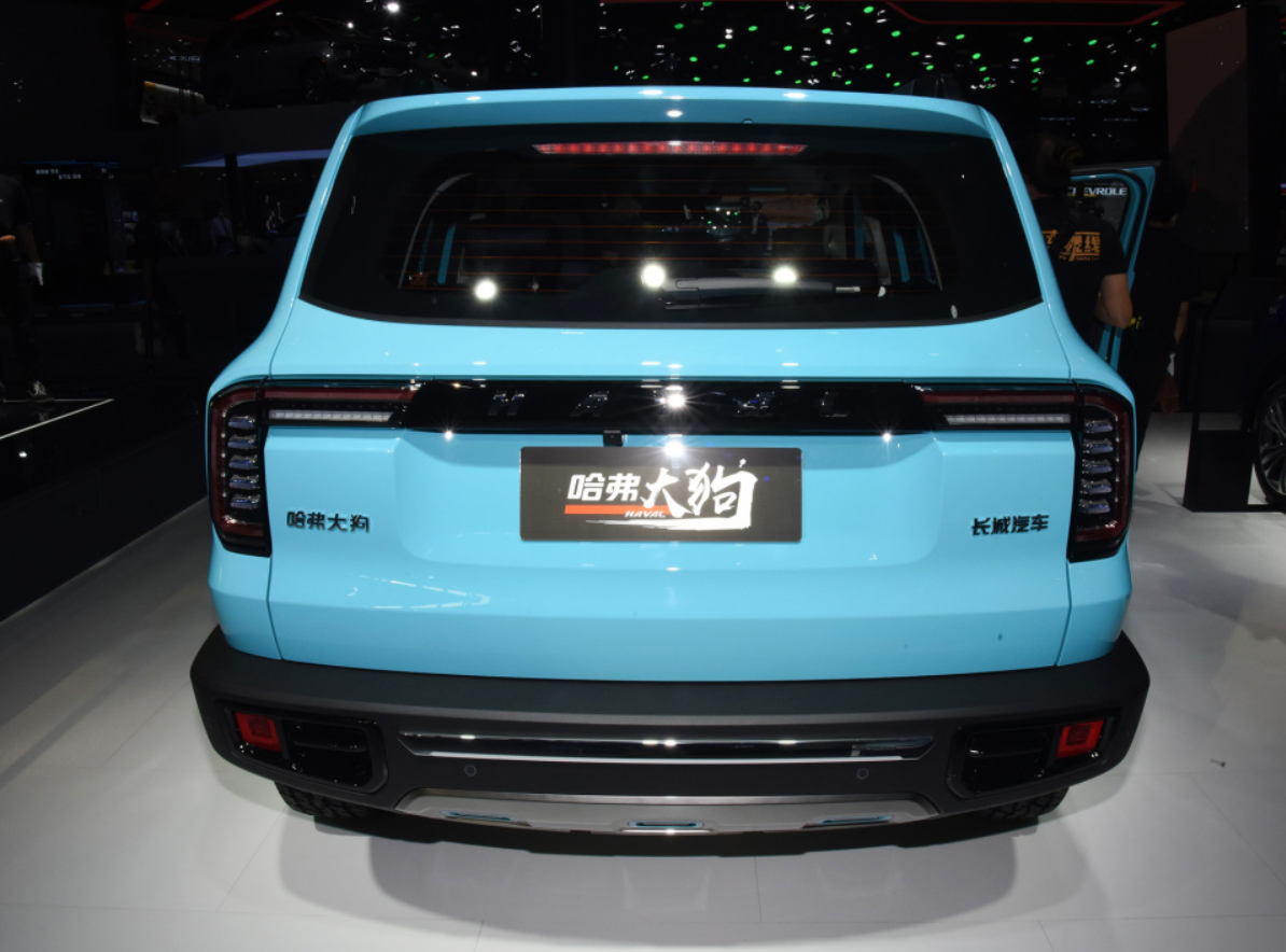 哈弗大狗够猛够威风，2.0T最大211马力真得劲