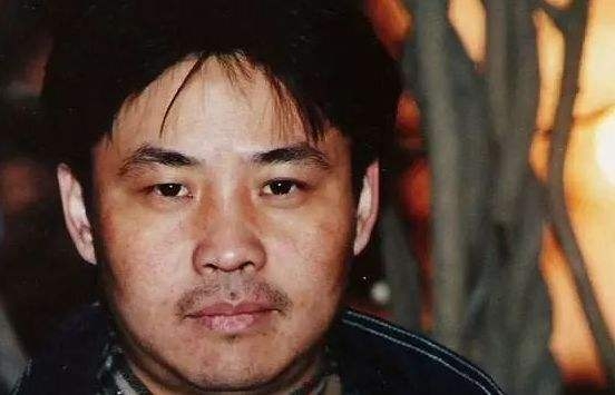 当牙医拔过1万颗牙，靠12万字挣了1550万，莫言：他是残酷的天才