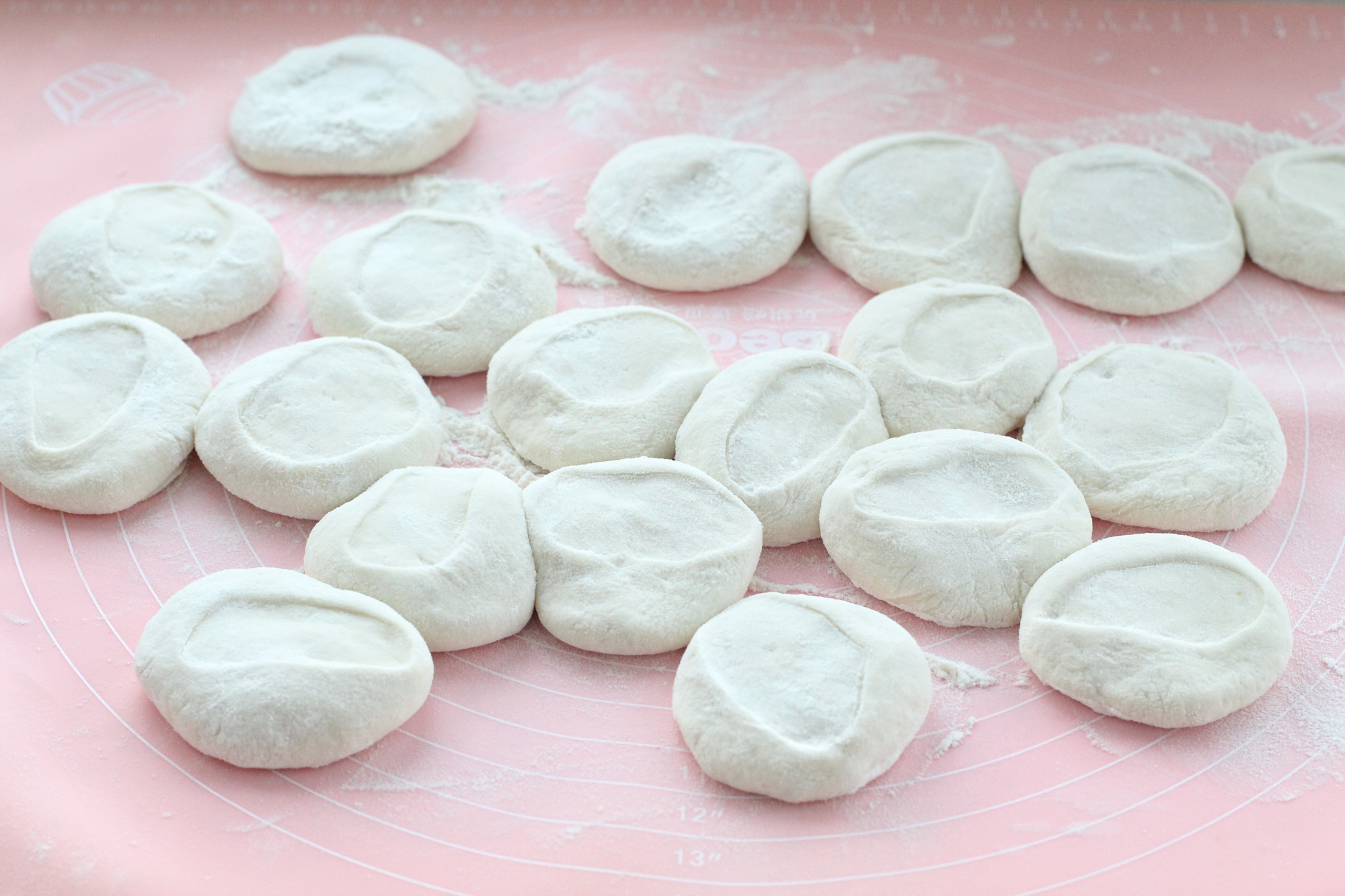 北方|二十八把面发北方年夜饭少不了面食 寓意幸福美满日子红火