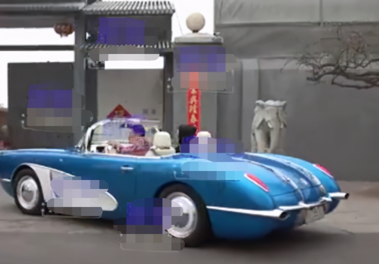 太壕！李晨一天内换3辆百万豪车出行，曾自曝家就在天安门附近