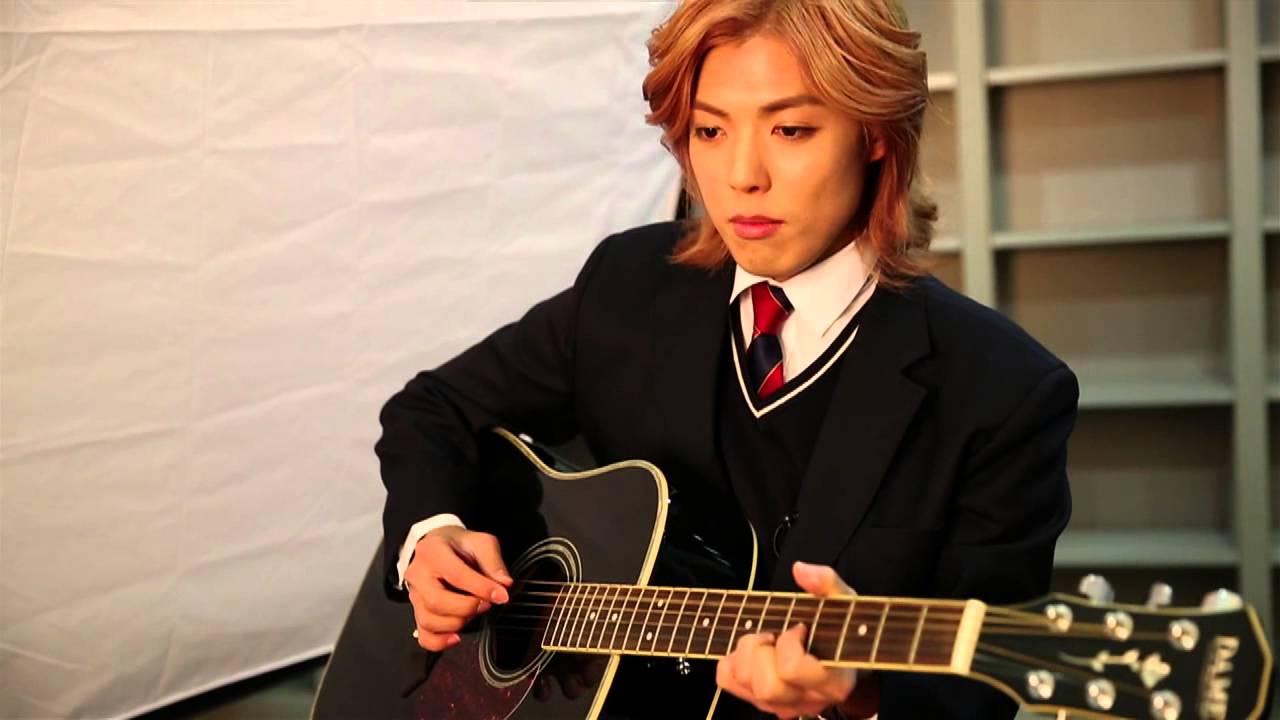 为什么韩国爱豆都很有礼貌呢康男说出了自己的悲惨经历