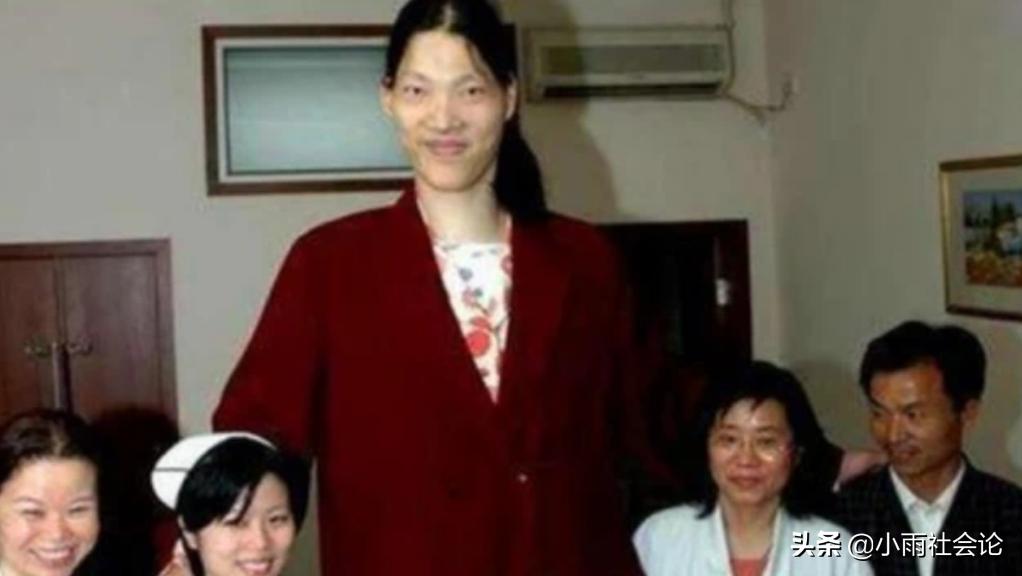 China's first female giant Zeng Jinlian: 2.48 meters tall, died ...
