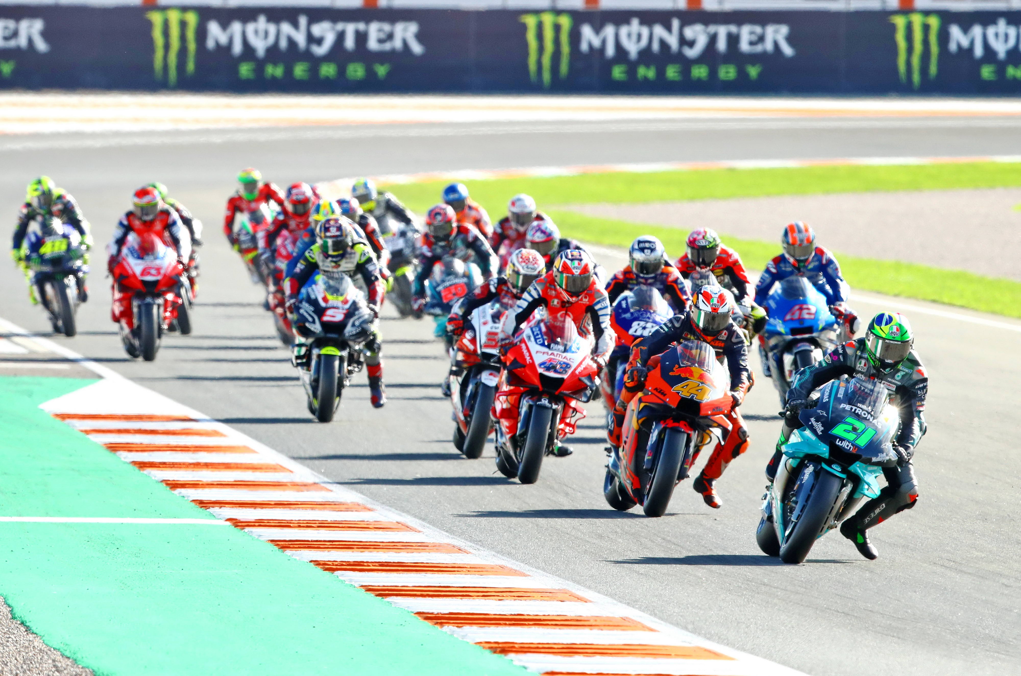 2020 motogp 瓦伦西亚站(第二场):米尔夺得总冠军